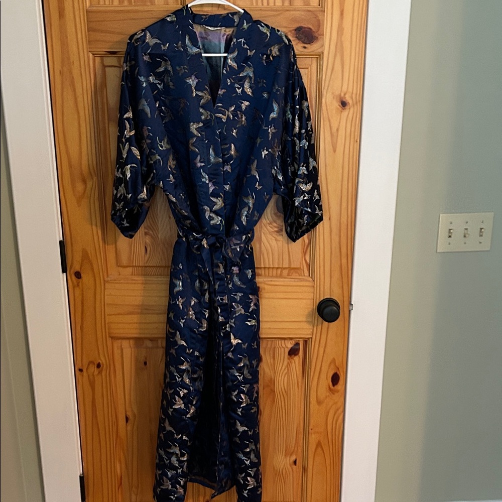 Elegant Long Sleeve Bird Print Dress in Navy